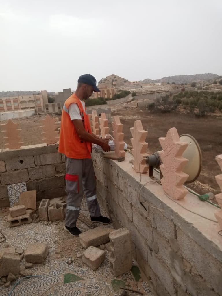 صورة من أشغال الإنارة 2
