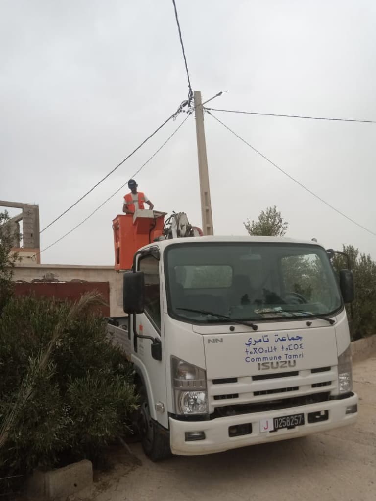 صورة من أشغال الإنارة 4